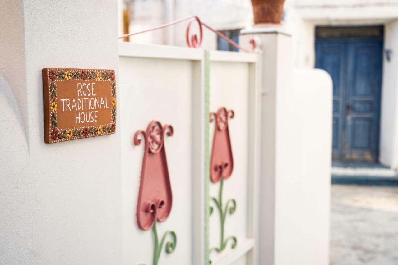 Rose Traditional House 아크앤젤로스 외부 사진